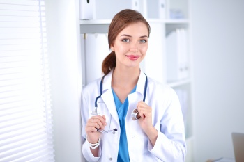 Krankenkassenwechsel - junge Ärztin